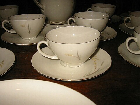 Eschenbach Bavaria 42pc Breakfast & Coffee Set